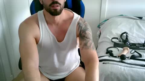 Snapshot of dominatedtitan chatting on 2, 6, 2026 DominatedTitan online show from 2, 6, 2026