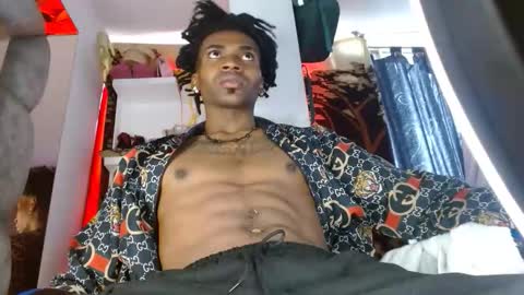 Snapshot of dominic751 chatting on 2, 11, 2025 dominic751 online show from 2, 11, 2025