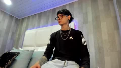 Dominic foox online show from 13, 2, 2026