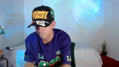Snapshot of dominic_hanks chatting on 9, 5, 2026 DOMINIC AND ANDREW online show from 9, 5, 2026