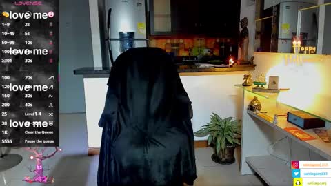 SANTI  independent model online show from 25, 10, 2025