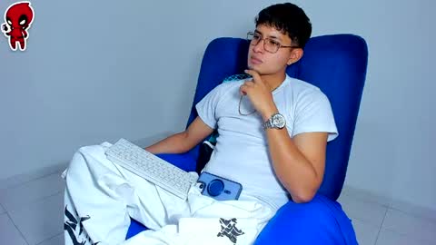 Snapshot of dominick_king chatting on 3, 5, 2026 Dominic online show from 3, 5, 2026