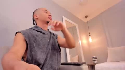 Snapshot of dominick_star chatting on 5, 11, 2025 Dominick Star online show from 5, 11, 2025