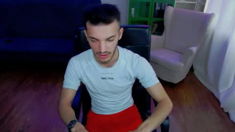 Snapshot of dominicvalente chatting on 24, 10, 2025 dominicvalente online show from 24, 10, 2025