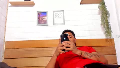 Snapshot of dominicvera chatting on 18, 5, 2026 DominicVera online show from 18, 5, 2026