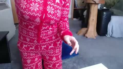 Snapshot of dominiquemystique chatting on 16, 1, 2025 dominique online show from 16, 1, 2025