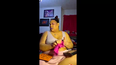 Snapshot of domtstopgal chatting on 16, 5, 2026 domtstopgal online show from 16, 5, 2026