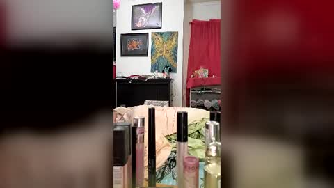 Snapshot of domtstopgal chatting on 30, 7, 2026 domtstopgal online show from 30, 7, 2026