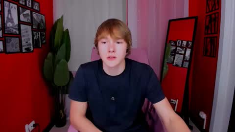 Snapshot of donald_brooks chatting on 4, 12, 2025 Donald online show from 4, 12, 2025