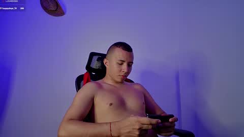 Donat Independent Model online show from 24, 12, 2024