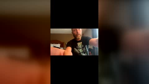Snapshot of dondoin chatting on 30, 5, 2026 live online show from 30, 5, 2026