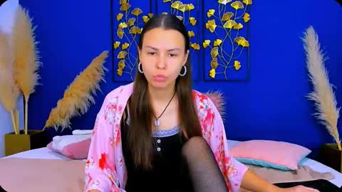 Snapshot of donna_won chatting on 11, 10, 2025 Donna Won online show from 11, 10, 2025