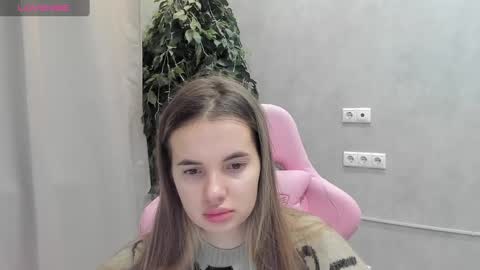 Donna On GMT2 Mon-Fri 3-9 AM online show from 16, 12, 2024