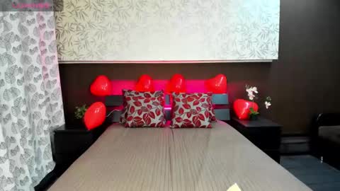 Donna On GMT2 Mon-Fri 3-9 AM online show from 16, 2, 2025