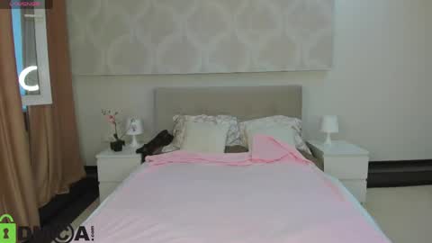 Snapshot of donnaaa_evans chatting on 27, 5, 2026 Donna On GMT2 Mon-Fri 3-9 AM online show from 27, 5, 2026