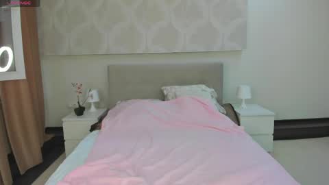 Snapshot of donnaaa_evans chatting on 29, 5, 2026 Donna On GMT2 Mon-Fri 3-9 AM online show from 29, 5, 2026