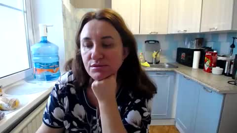 Tatiana 43 curvy sexy body and Joanna redhead 39 years online show from 14, 12, 2024