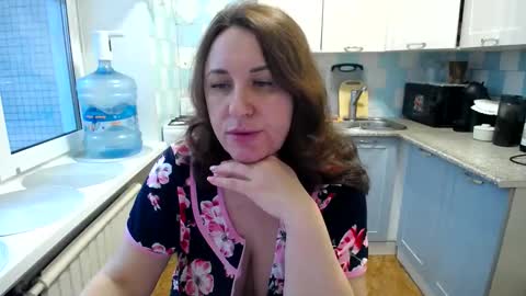 Tatiana 43 curvy sexy body and Joanna redhead 39 years online show from 30, 1, 2025