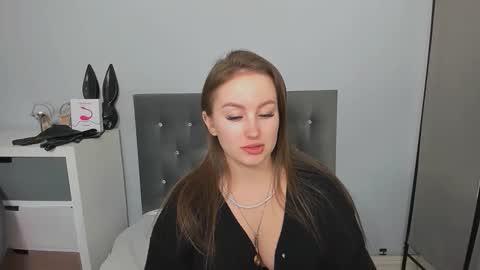 Snapshot of donnasensual chatting on 11, 4, 2026 DonnaSensual online show from 11, 4, 2026
