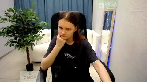 Snapshot of donnasia chatting on 17, 4, 2026 Sia online show from 17, 4, 2026