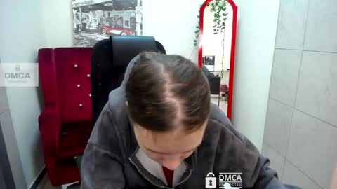Snapshot of donnasia chatting on 27, 4, 2026 Sia online show from 27, 4, 2026