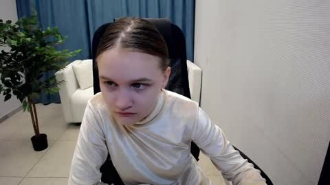 Snapshot of donnasia chatting on 24, 5, 2026 Sia online show from 24, 5, 2026