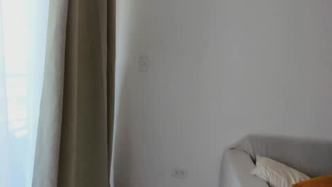 Donatella online show from 5, 12, 2024