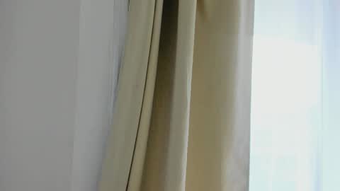 Donatella online show from 11, 2, 2025