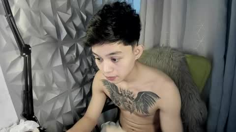 Snapshot of donromano_ chatting on 17, 4, 2026 Don Romano online show from 17, 4, 2026