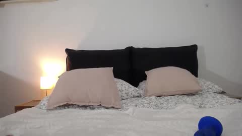 Iara online show from 7, 10, 2025