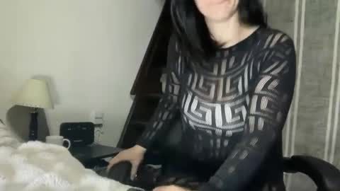 Snapshot of dontcallmeangel_ chatting on 23, 6, 2026 Iara online show from 23, 6, 2026
