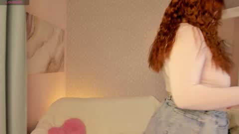 Snapshot of dora_exomi chatting on 19, 11, 2025 Dora EXOMI online show from 19, 11, 2025