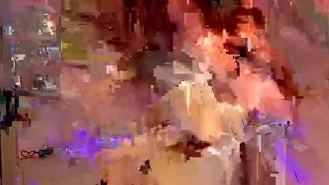 Snapshot of dora_exomi chatting on 21, 11, 2025 Dora EXOMI online show from 21, 11, 2025