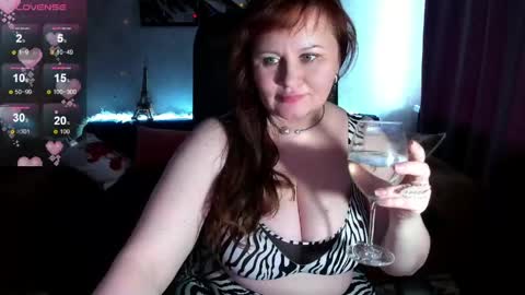 Snapshot of doraross chatting on 1, 5, 2026 Dora online show from 1, 5, 2026