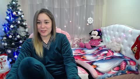 Snapshot of dorasuun chatting on 5, 12, 2024 dorasuun online show from 5, 12, 2024