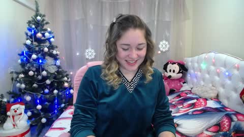 Snapshot of dorasuun chatting on 13, 12, 2024 dorasuun online show from 13, 12, 2024