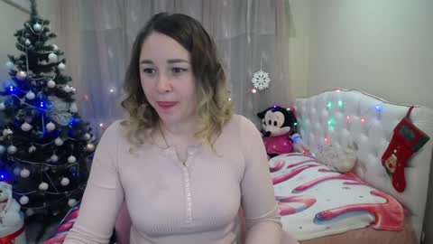 Snapshot of dorasuun chatting on 22, 12, 2024 dorasuun online show from 22, 12, 2024