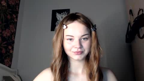 Snapshot of doratixx0 chatting on 31, 5, 2026 dorati online show from 31, 5, 2026