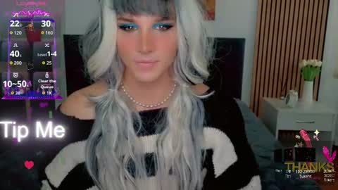 Snapshot of dorian_reed chatting on 13, 6, 2026 Helen my second account online show from 13, 6, 2026