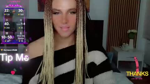 Snapshot of dorian_reed chatting on 15, 6, 2026 Helen my second account online show from 15, 6, 2026