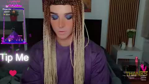 Snapshot of dorian_reed chatting on 18, 6, 2026 Helen my second account online show from 18, 6, 2026