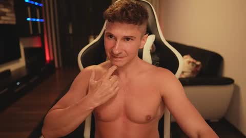 Dorian Reyes online show from 4, 7, 2026