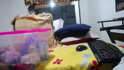 Snapshot of doriansquirt chatting on 4, 10, 2025 DORIAN online show from 4, 10, 2025