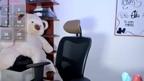 Snapshot of dorothy_lane chatting on 6, 10, 2025 Dorothy Lane online show from 6, 10, 2025