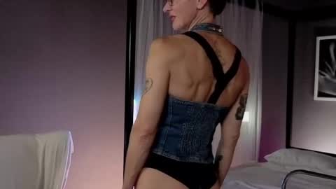 Dorothy Next stream on Monday at 3am-9am online show from 15, 10, 2025