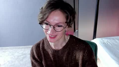 Dorothy Next stream on Monday at 3am-9am online show from 17, 2, 2026