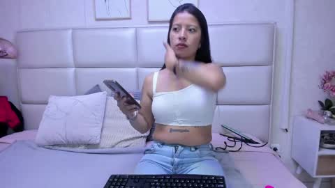 Snapshot of double_temptatiion_ chatting on 1, 4, 2026 Vall Lufan online show from 1, 4, 2026