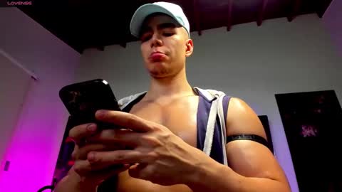 Douglas Safado online show from 23, 2, 2025