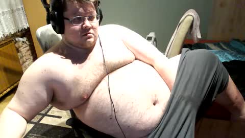 Snapshot of dovahkaat chatting on 4, 4, 2026 dovahkaat online show from 4, 4, 2026