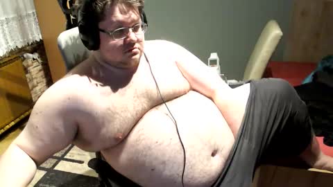Snapshot of dovahkaat chatting on 7, 4, 2026 dovahkaat online show from 7, 4, 2026